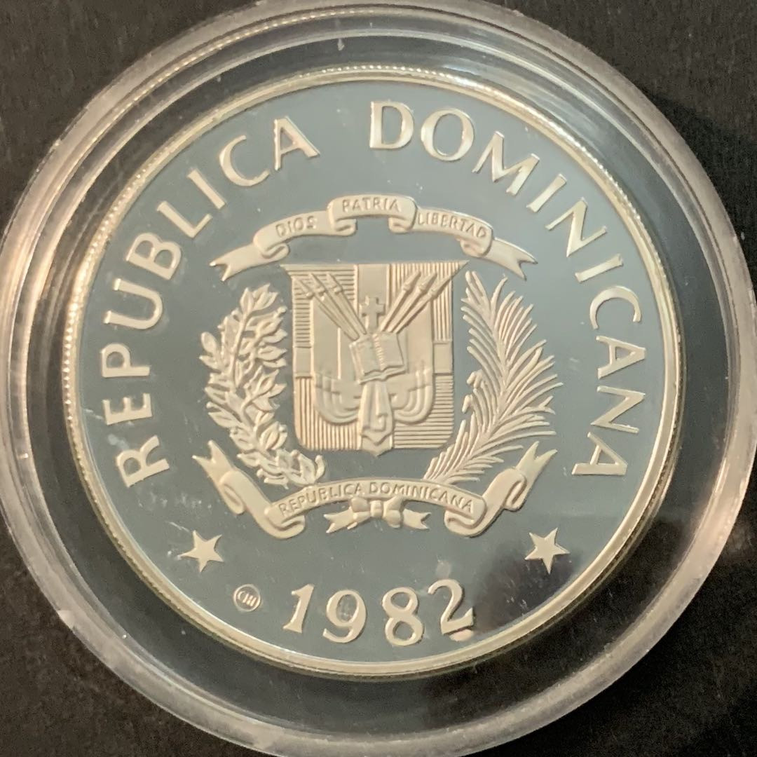 紫瑗钱币—微拍第66期  多米尼加 1982年 国际儿童年 10比索 23.33克 0.925银 精制