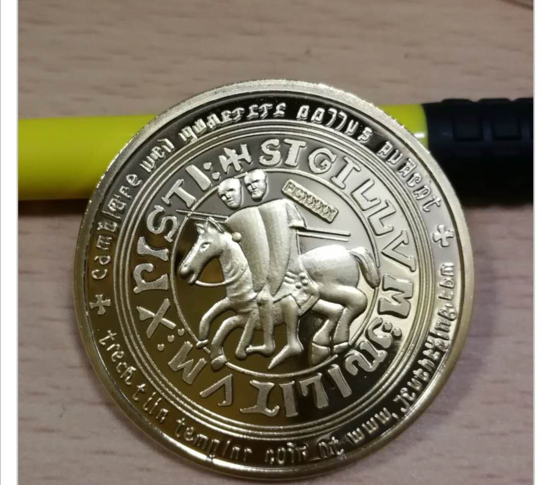 北京马甸外国币专卖第七期，陆续上新，欢迎关注 美国镀金珐琅彩色大铜章，