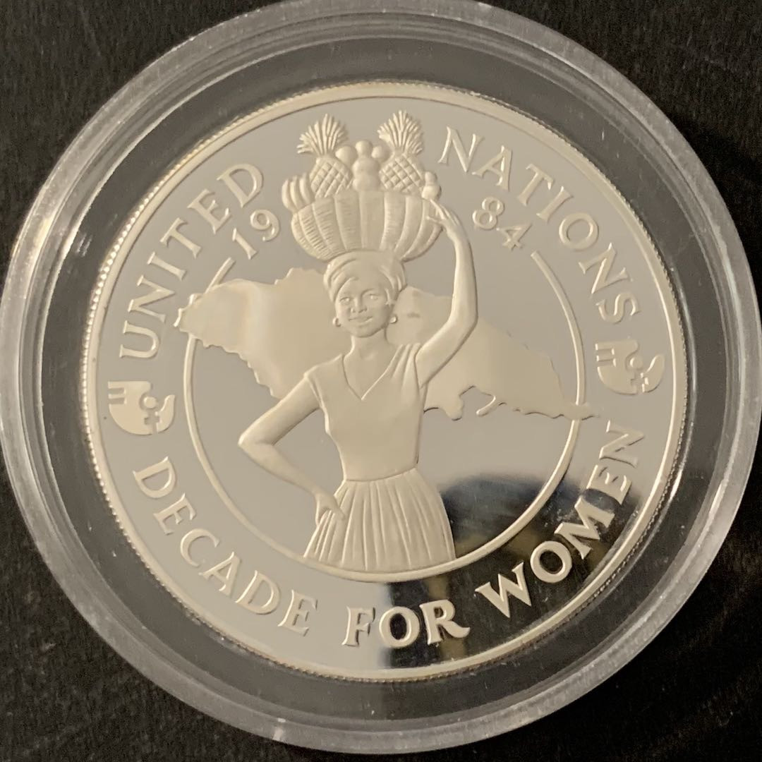 紫瑗钱币—微拍第68期  牙买加 1984年 国际妇女年 10元 22.45克 0.925银 精制