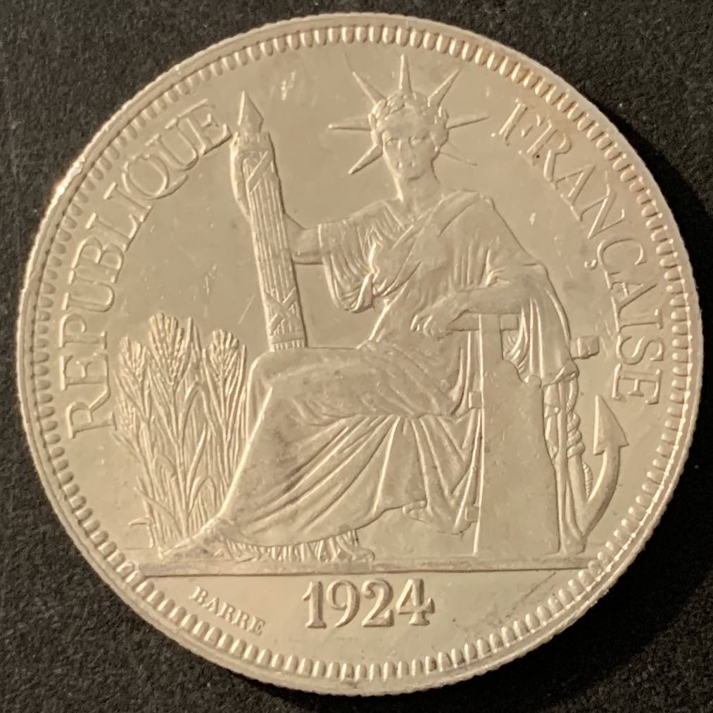 紫瑗钱币—微拍第68期  法属印度支那 1924年 1皮阿斯特 坐洋 27克 0.9银 AU品质