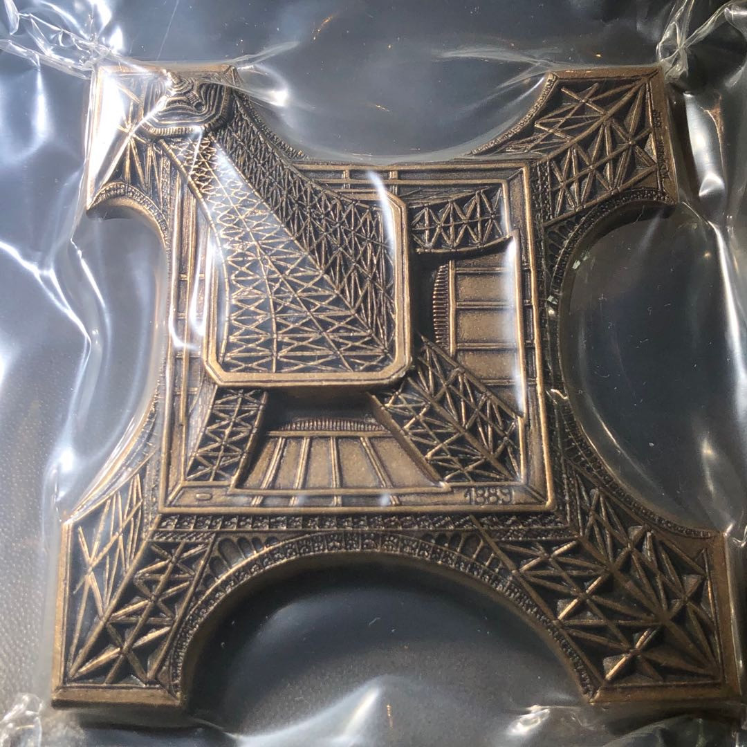 麦朵尔俱乐部第43场拍卖 艾菲尔铁塔