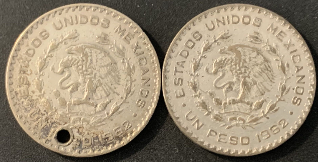 紫瑗钱币—微拍第70期  墨西哥 1962年 人物 1比索 银币 2枚一组 1枚有洞