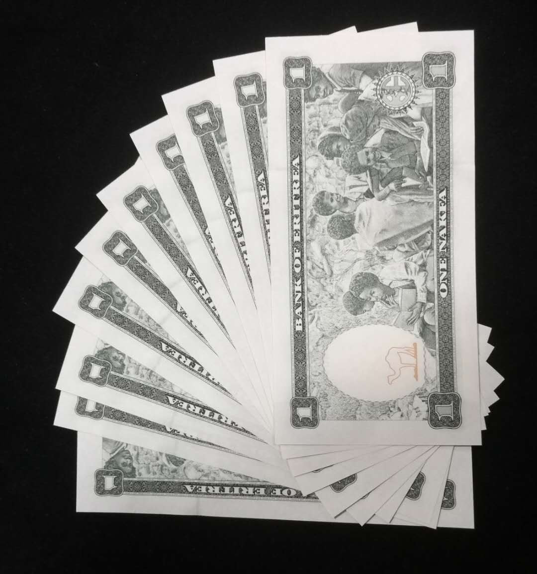 北京马甸外币专卖拍卖第九期，纸币专场，陆续上新欢迎关注 厄里特里特1元纸币10张，品相如图