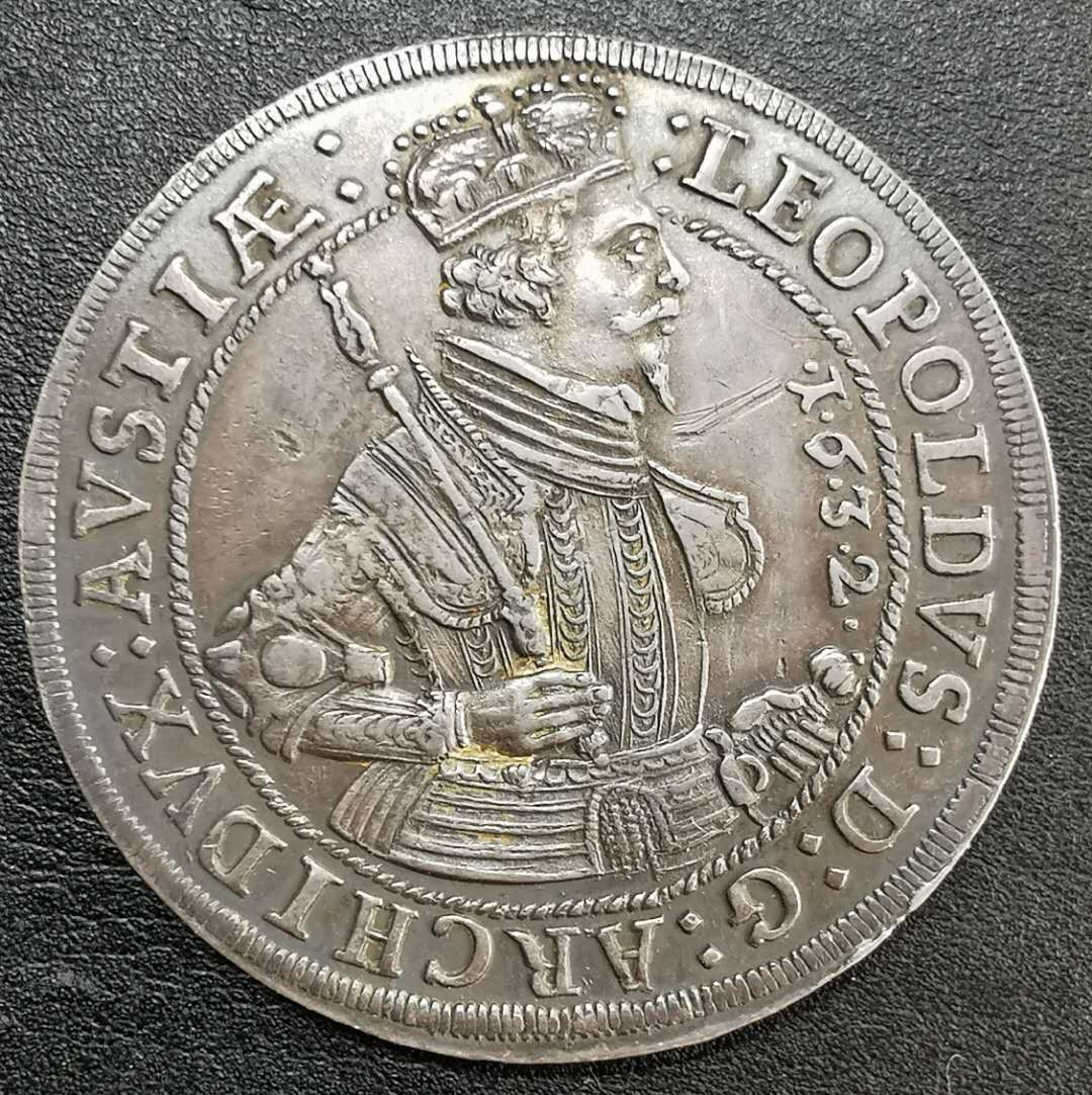 凡希社世界钱币微拍第一百二十二期 十七世纪奥地利利奥波德泰勒大银AU正面一划痕