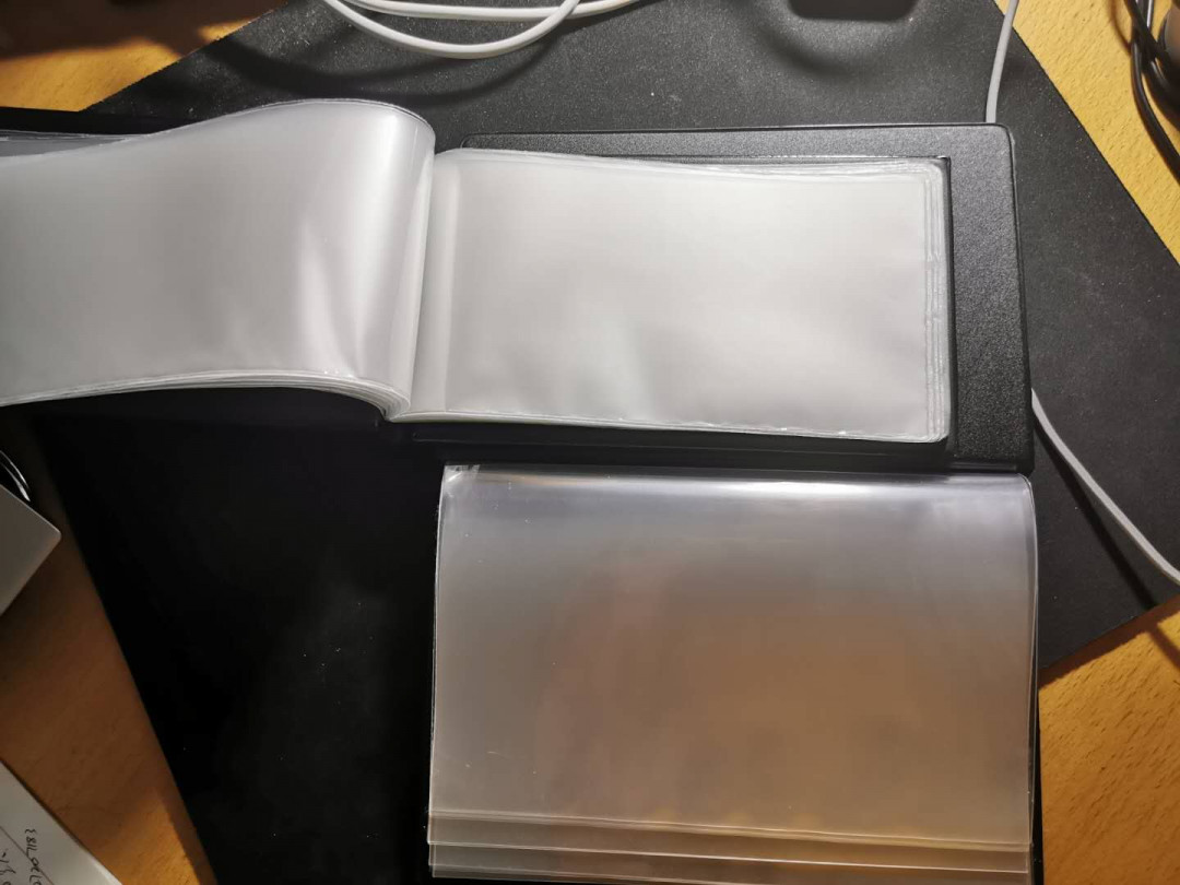 【鲸贝乐淘】千字文·第“川流不息，渊澄取映”号拍卖，庆六一免佣金😄  【收藏册】一本明泰收藏册，一本金陵评级币收藏册，两本一起