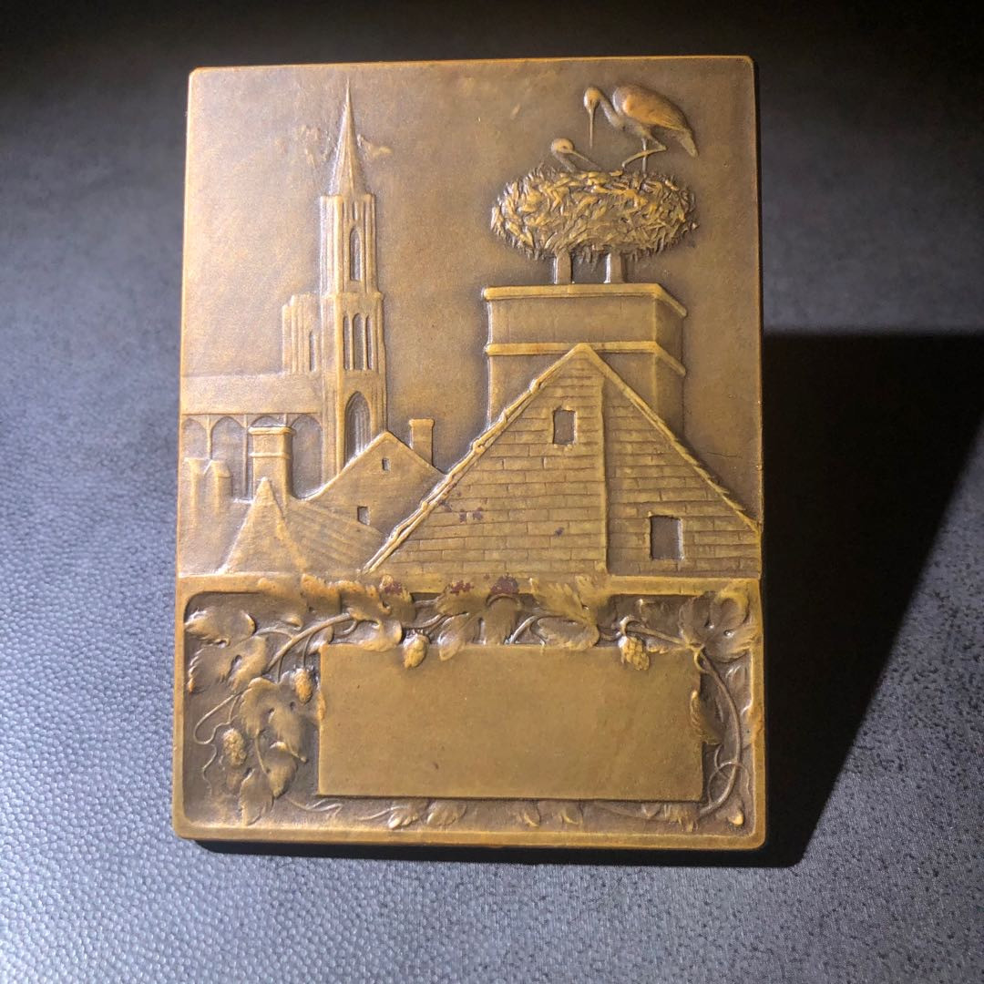 新艺术名家拍卖会 阿尔萨斯女孩