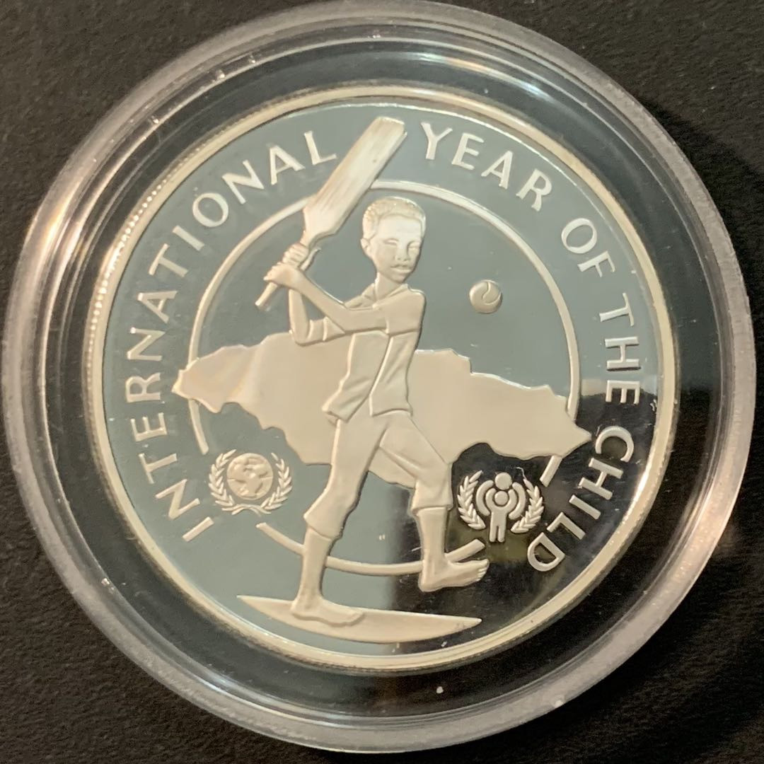 紫瑗钱币—微拍第71期  牙买加 1979年 国际儿童年 10元 22.45克 0.925银 精制