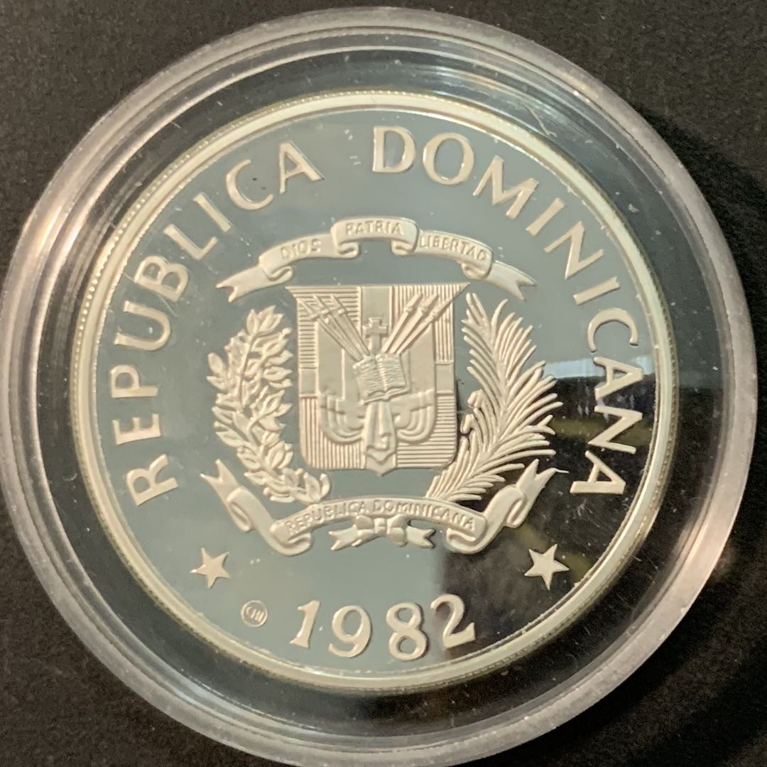 紫瑗钱币—微拍第71期  多米尼加 1982年 国际儿童年 10比索 23.33克 0.925银 精制