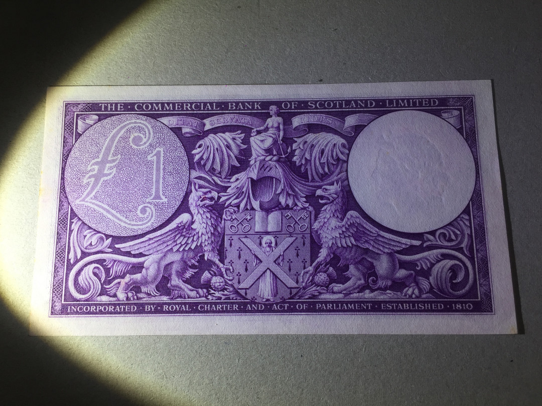 【收藏联盟】第143期拍卖——毒蛇传说（共60拍） 苏格兰 商业银行 1947年1镑 UNC- （边缘有几点小黄）稀少 双雕非常精美 