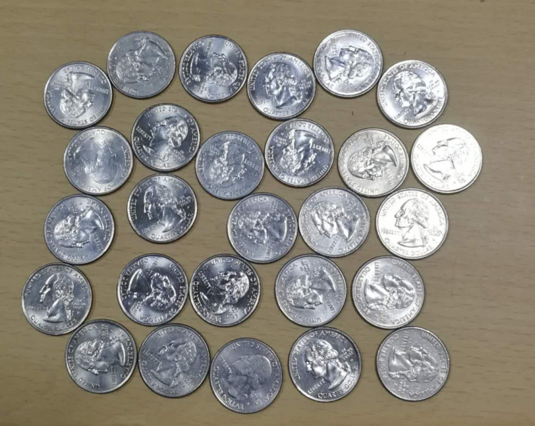 北京马甸外币专卖拍卖第十期，非贵金属硬币专场，陆续上新敬请关注 美国25美分27枚不同，大部分全新，品相如图