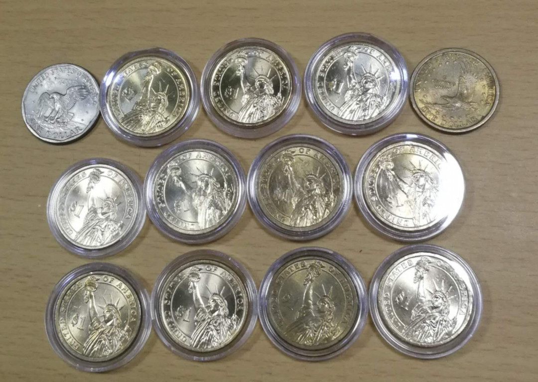 北京马甸外币专卖拍卖第十期，非贵金属硬币专场，陆续上新敬请关注 1美元13枚不同样，品相如图