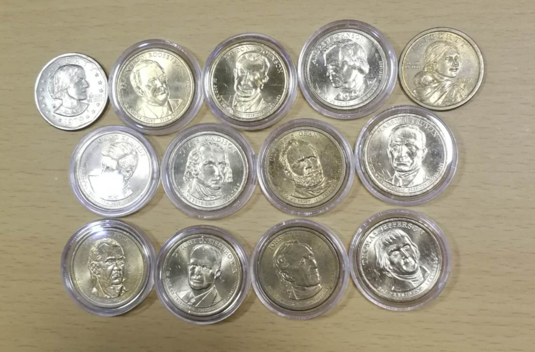 北京马甸外币专卖拍卖第十期，非贵金属硬币专场，陆续上新敬请关注 1美元13枚不同样，品相如图