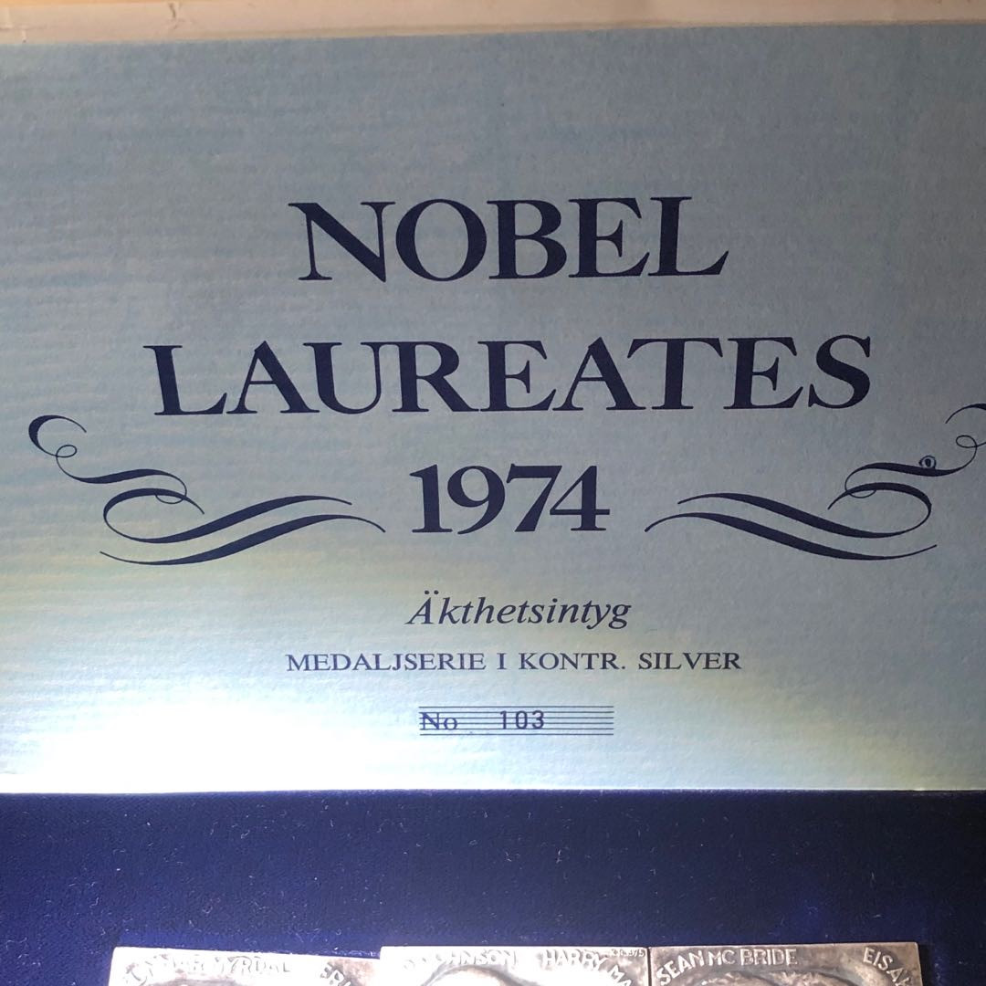 新艺术名家周末拍卖会 1974年诺贝尔奖获奖者银章