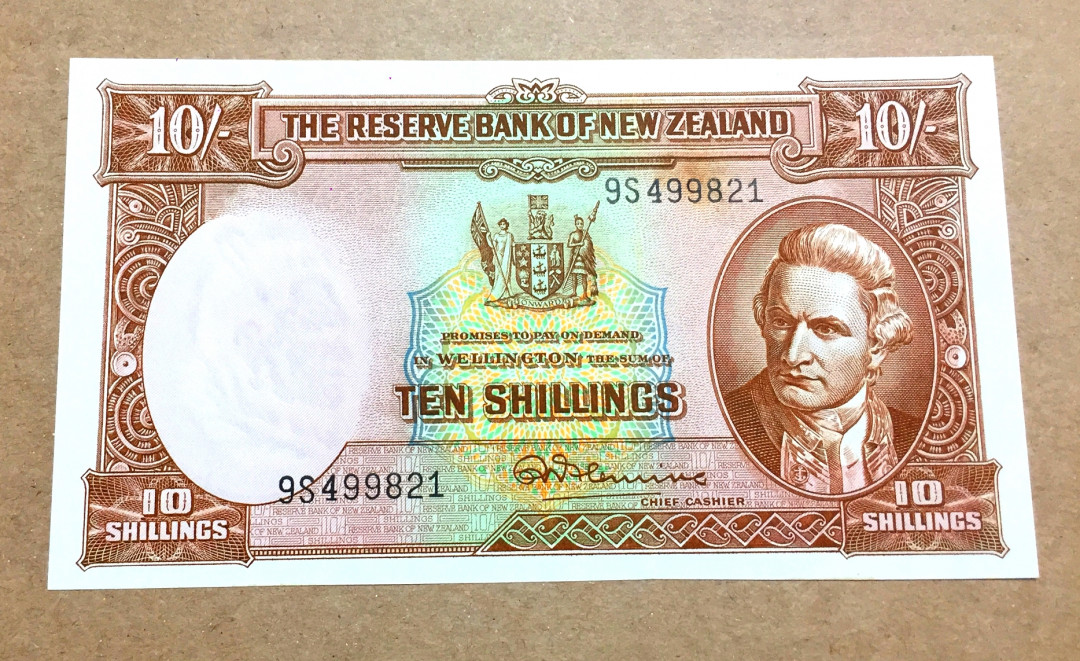 【收藏联盟】第144期拍卖——六一儿童节专场（共61拍） 新西兰 1967年10先令UNC（边上有轻微黄点）双面雕刻 毛利人水印 非常漂亮 