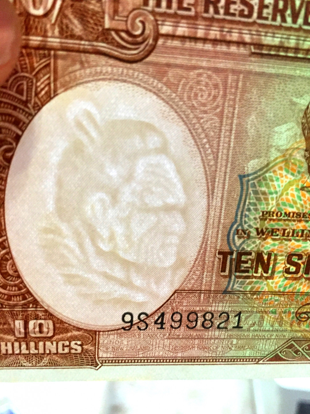 【收藏联盟】第144期拍卖——六一儿童节专场（共61拍） 新西兰 1967年10先令UNC（边上有轻微黄点）双面雕刻 毛利人水印 非常漂亮 