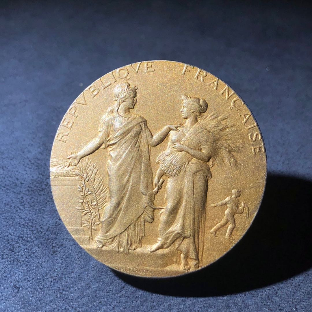 新艺术名家周末拍卖会 丰收银镀金