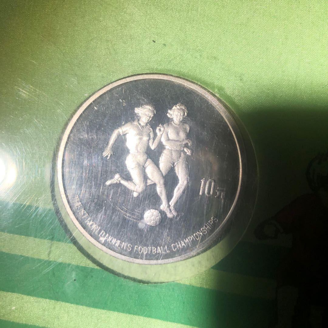 麦朵尔俱乐部第44场拍卖 第一届世界女子足球锦标赛银币