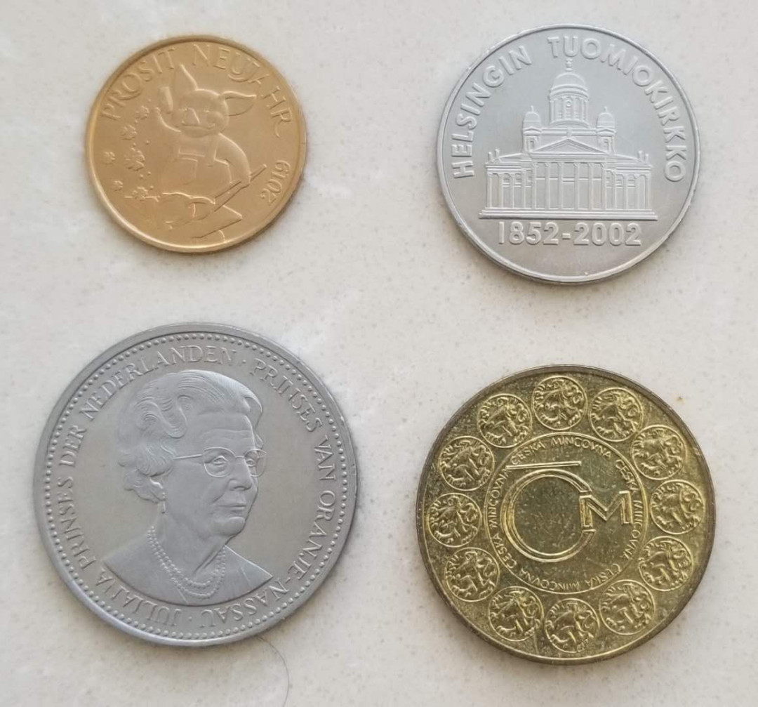 【币观天下】第110期钱币拍卖 各国造币厂纪念章一组四枚，荷兰，芬兰，捷克和奥地利