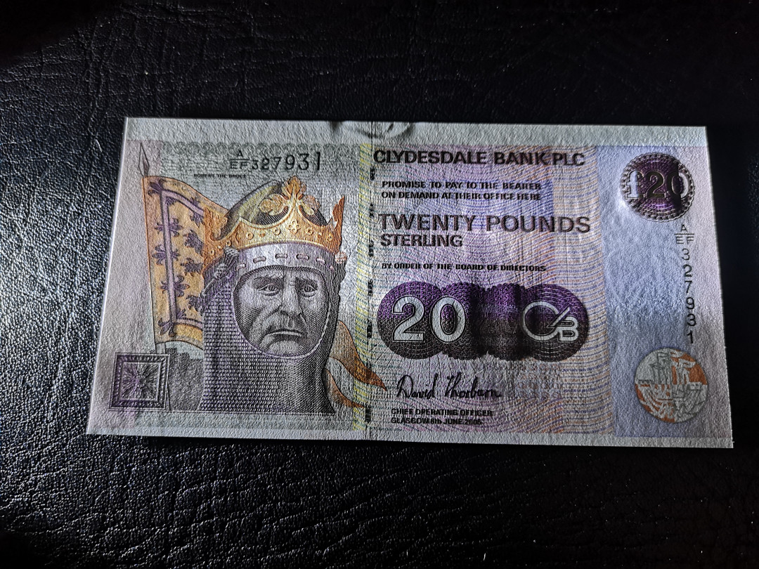 《外钞收藏家》第八十期拍卖 苏格兰2005年20镑 全新unc