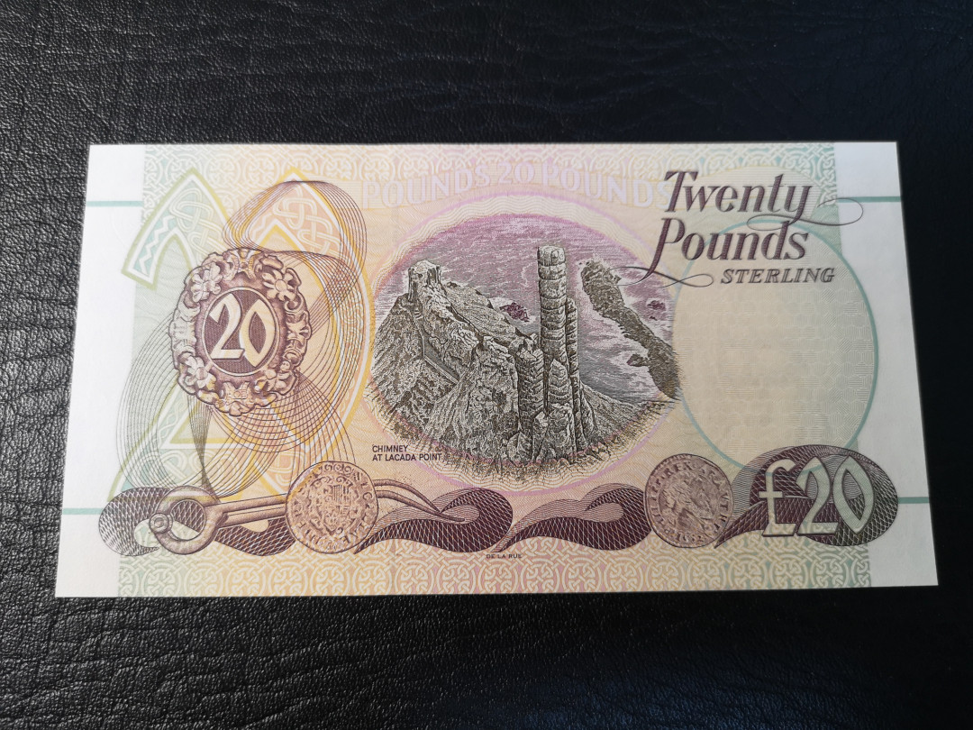 《外钞收藏家》第八十期拍卖 1998年第一信托银行 20镑 全新unc