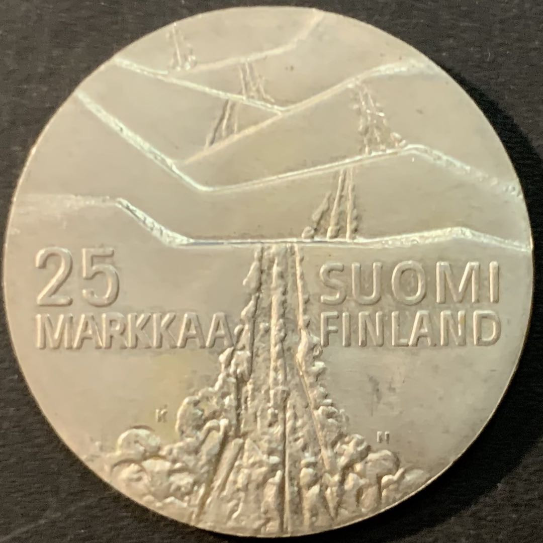 紫瑗钱币—微拍第73期  芬兰 1978年 赫蒂滑雪城百年纪念 25马克 26.6克 0.5银