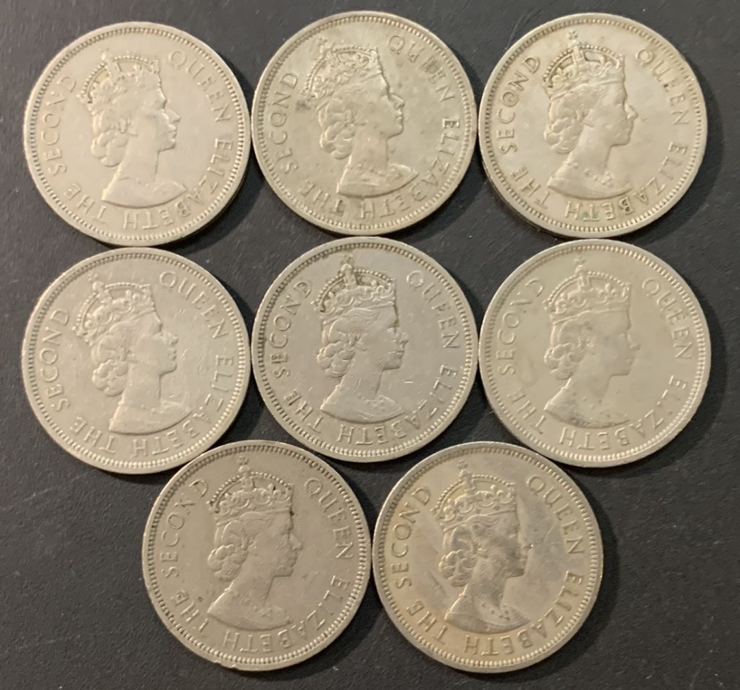 紫瑗钱币—微拍第73期  香港 伊丽莎白女皇 流通币 大一元 一组8枚 