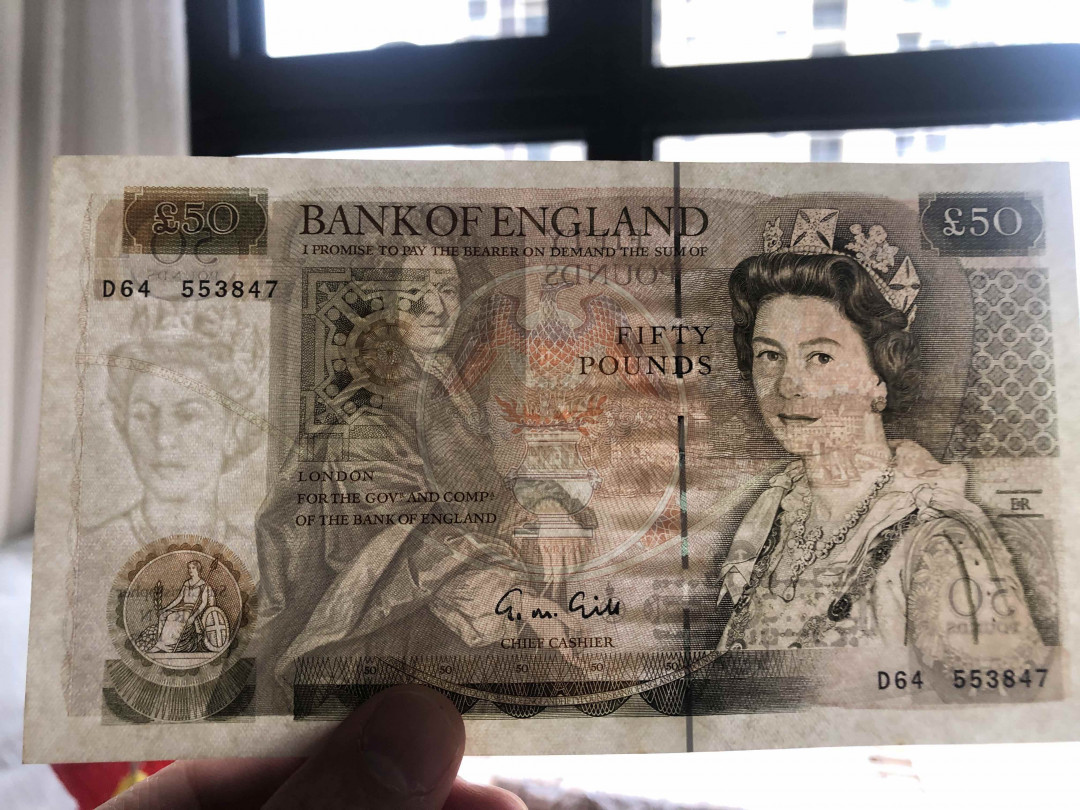 【收藏联盟】第145期拍卖——慧眼识珠（共50拍） 英国 D序列50镑 Gill签名 UNC- （黄斑和脱墨）