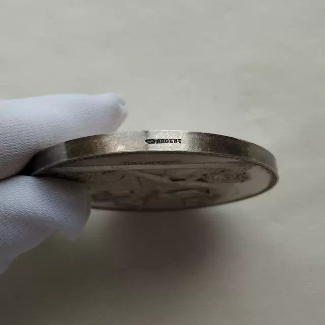 麦朵尔俱乐部第47场拍卖 1880年雕塑及绘画类获奖银章