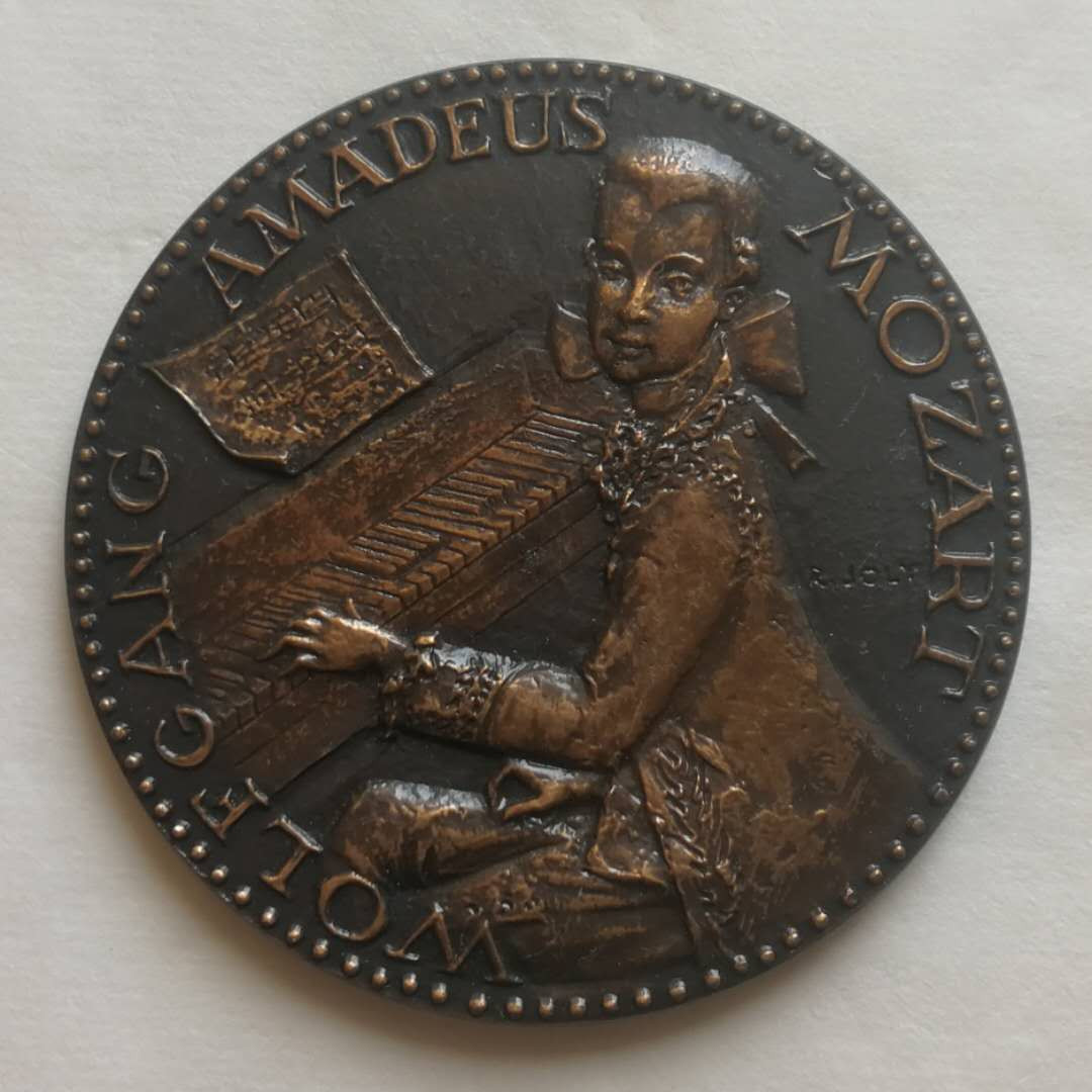 麦朵尔俱乐部第47场拍卖 法国大铜章-莫扎特(1981年黑底上色版)