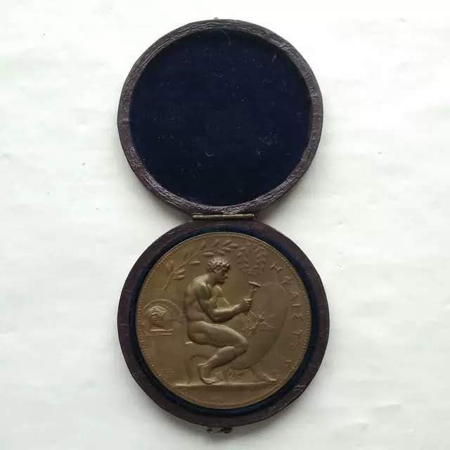 麦朵尔俱乐部第47场拍卖 法国新艺术章牌_1887年巴黎青铜制造商纪念铜章