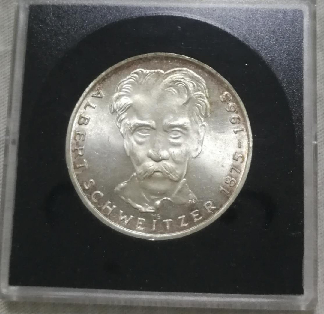 北京马甸外币专卖拍卖第十一期，陆续上新，欢迎关注 1975年德国5马克银币，重11.2克。625银，品相如图