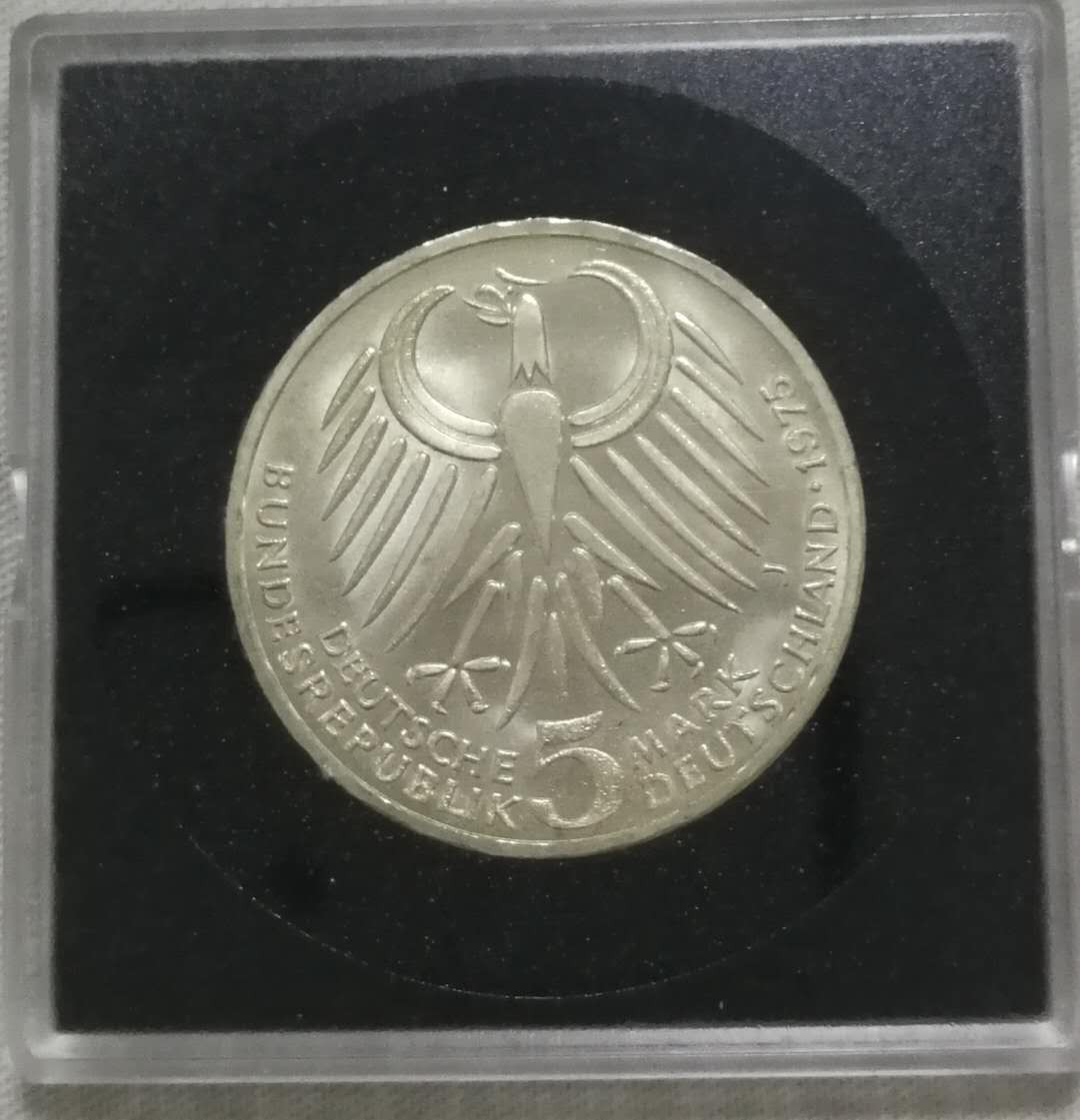 北京马甸外币专卖拍卖第十一期，陆续上新，欢迎关注 1975年德国5马克银币，重11.2克。625银，品相如图