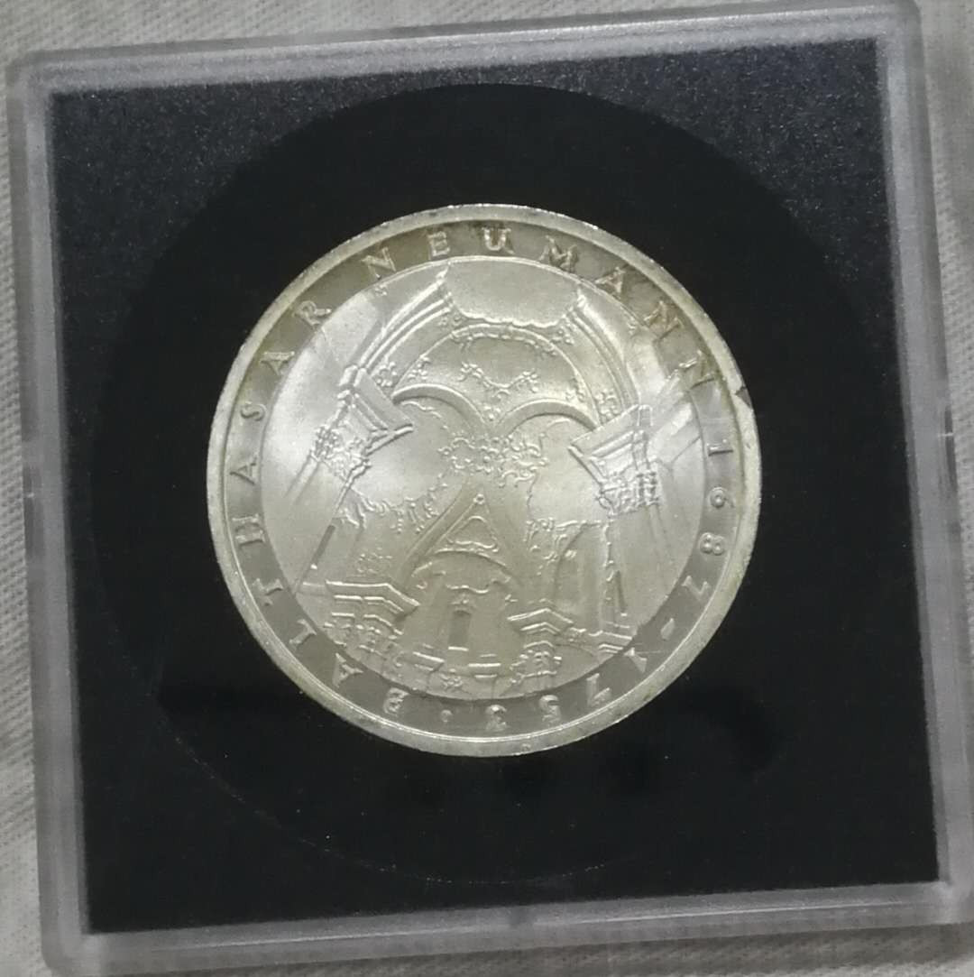 北京马甸外币专卖拍卖第十一期，陆续上新，欢迎关注 1978年德国5马克银币，重11.2克。625银，品相如图