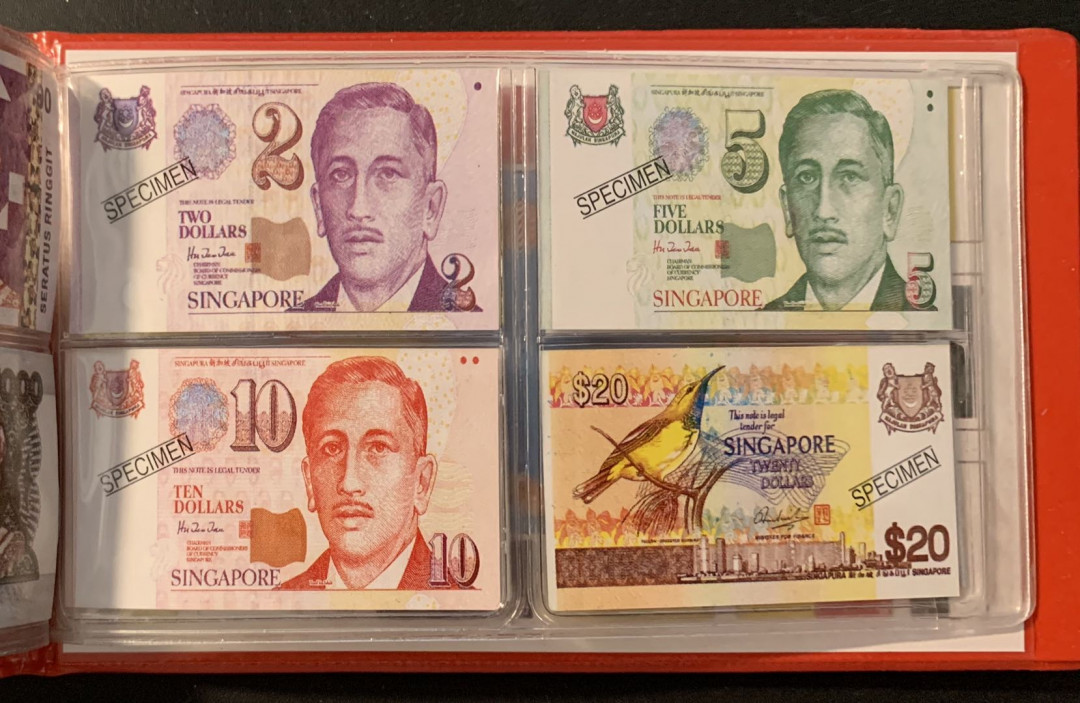 紫瑗钱币—微拍第78期  马来西亚 旅游纪念品 邮票 钱币 纪念册一册