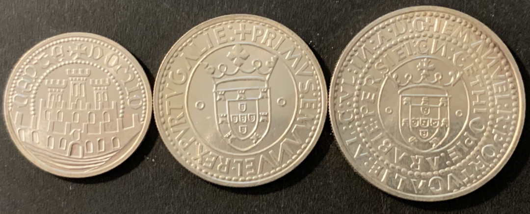 紫瑗钱币—微拍第78期  葡萄牙 1983年 17届欧洲博览会 500 750 1000埃斯库多 三枚 共40.5克 0.835银 BU