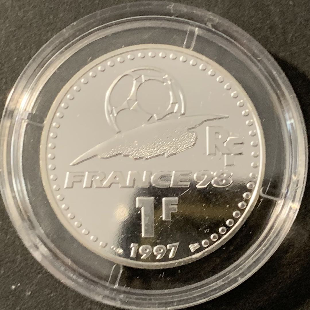 紫瑗钱币—微拍第78期  法国 1997年 世界杯 1法郎 12克 0.9银 UNC 原盒