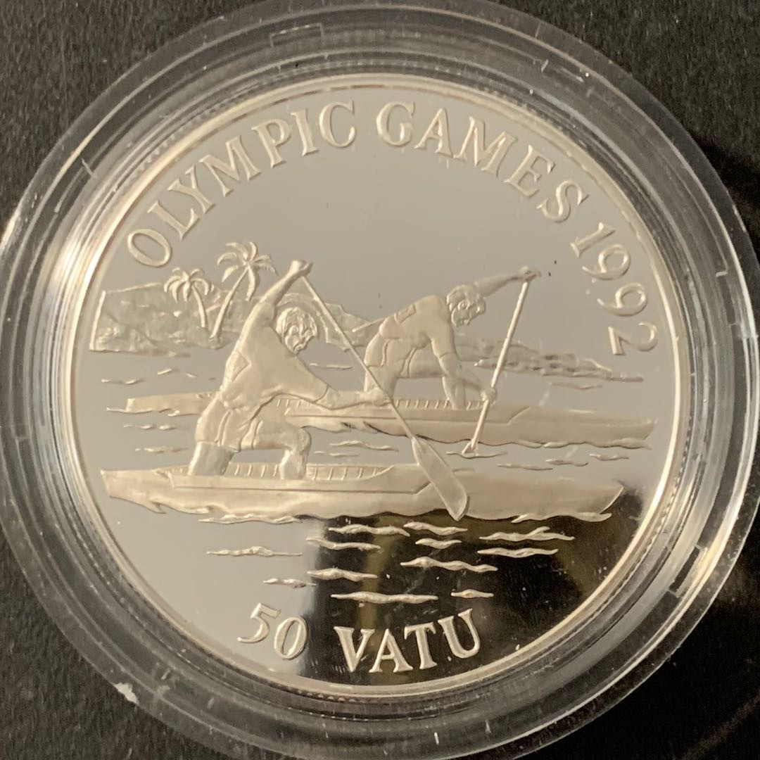 紫瑗钱币—微拍第78期  瓦努阿图 1992年 巴塞罗那奥运会 划船 50元 31.47克 0.925银 精制