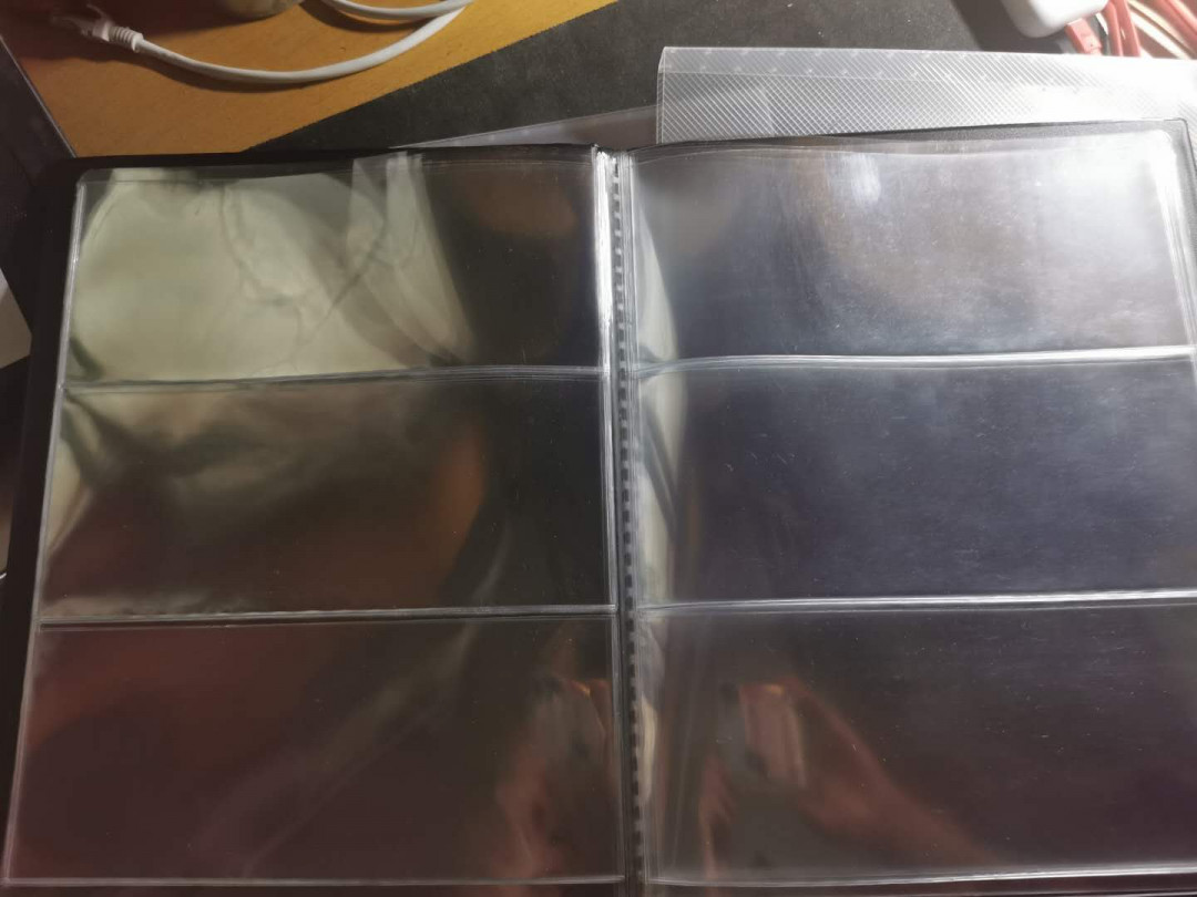 【鲸贝乐淘】千字文·第“笃初诚美，慎终宜令”号拍卖 【明泰纸币收藏册一红一黑两本】全透明，20页60张，9.9成新