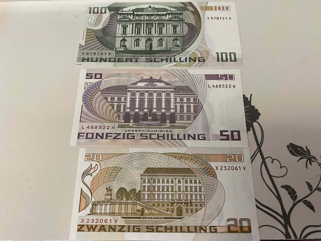 【收藏联盟】第149期拍卖——法兰西宠儿（共60拍） 【一组3张】奥地利1986年 20-100先令 UNC