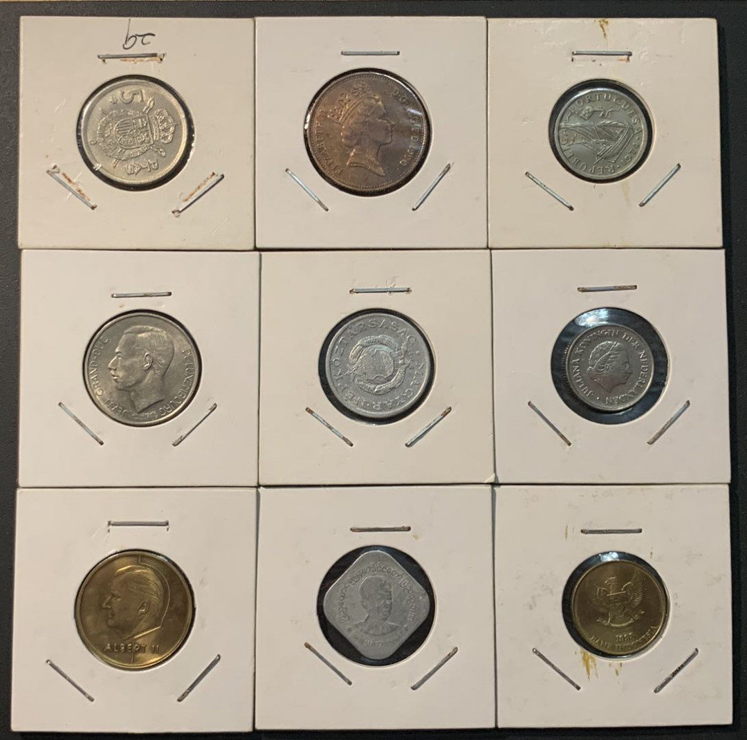 紫瑗钱币—微拍第80期  外国钱币一组9枚 NO.2