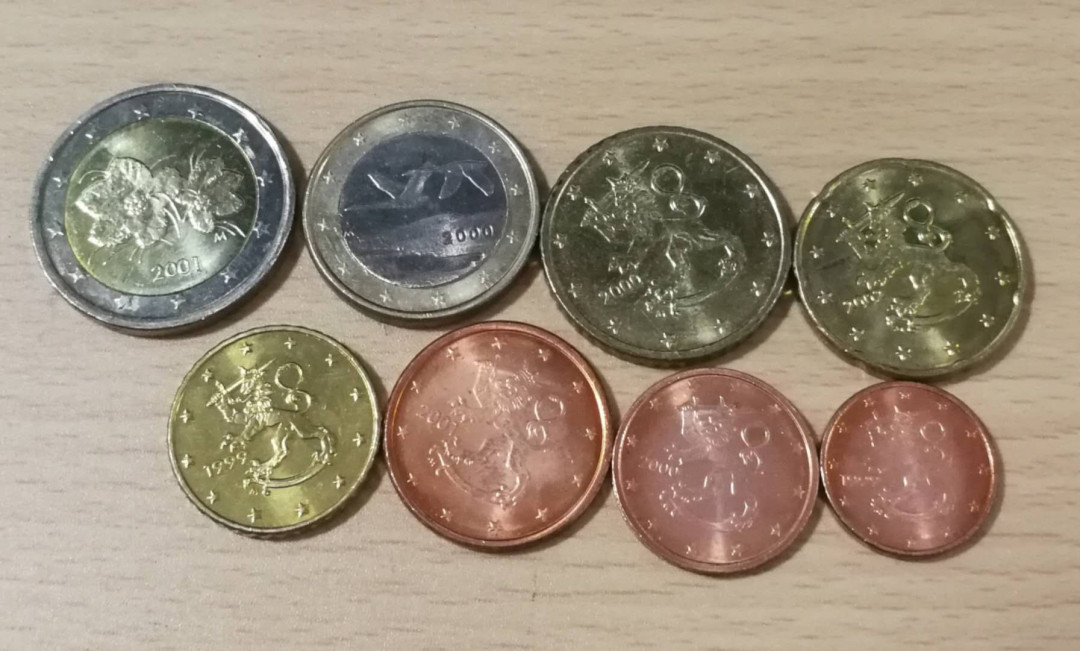 北京马甸外币专卖第十二期拍卖，非贵金属硬币专场。陆续上新，欢迎关注 芬兰欧元8枚/套，原光未流通，品相如图