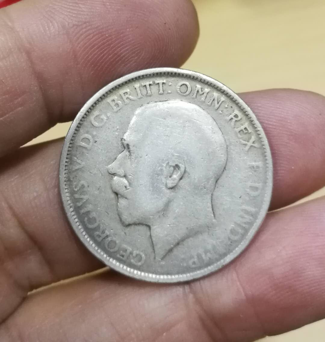 北京马甸外币专卖拍卖第十三期，陆续上新欢迎关注 1919年英国乔五银币，重11.31克，925银，品相如图
