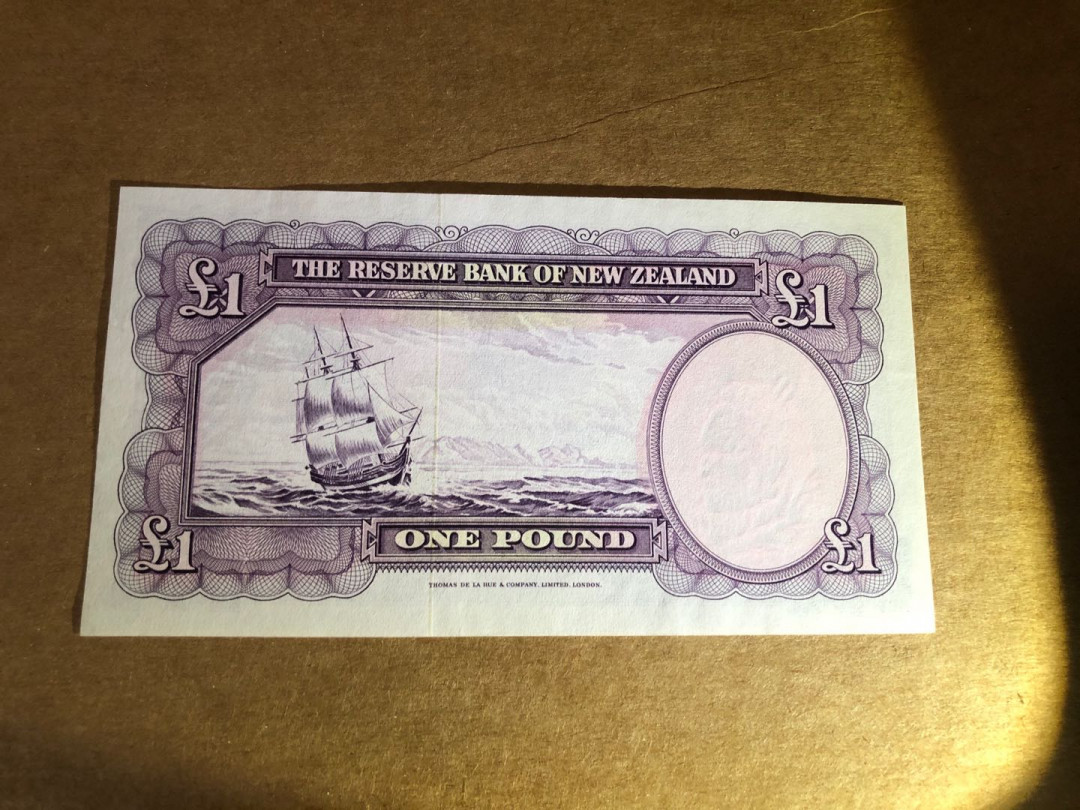 【收藏联盟】第151期拍卖——奥运精神（共60拍） 新西兰 1967年 1镑 UNC- 毛利人水印和纹饰精美