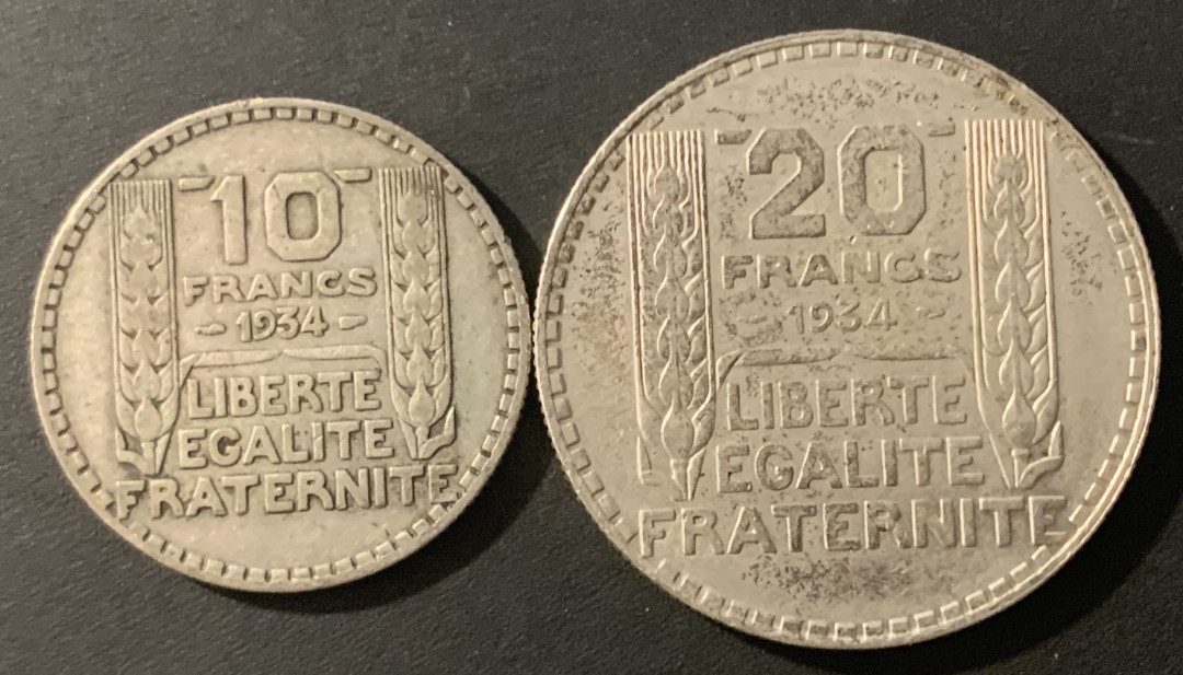 紫瑗钱币—微拍第84期  法国 1934年 自由女神 10 20法郎 1对 共30克 0.68银