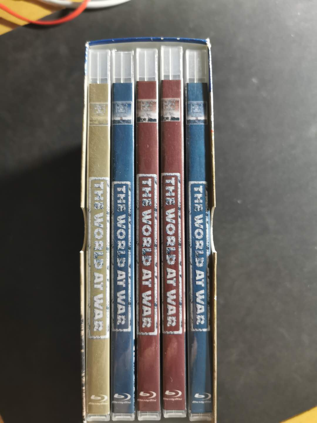 【鲸贝乐淘】千字文·第“荣业所基，籍甚无竟”号拍卖 【世界战争】全套DVD, 5盒，整套