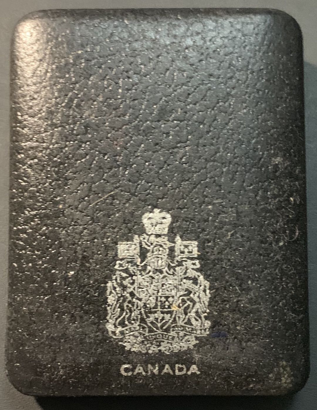 紫瑗钱币—微拍第84期  加拿大 1975年 卡尔加里 1元 23.32克 0.5银 原盒