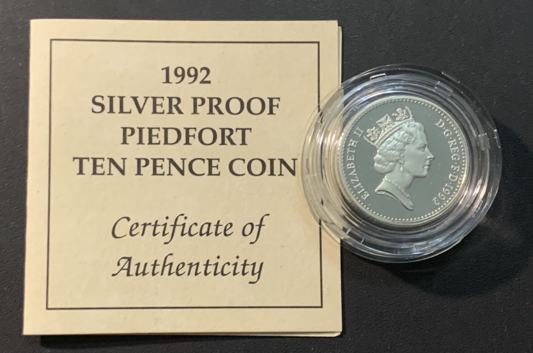 紫瑗钱币—微拍第84期  英国 1992年 10便士 加厚银币 13克 0.925银 精制 原盒证书