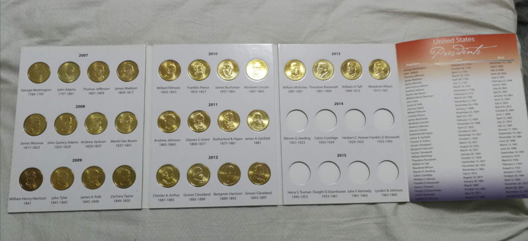 北京马甸外币专卖拍卖第十四期，非贵金属硬币专场，陆续上新，欢迎关注 2007年至2013年美国总统纪念币D版28枚原装册，品相如图