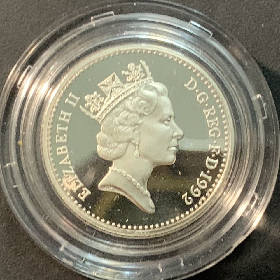 紫瑗钱币—微拍第84期  英国 1992年 10便士 加厚银币 13克 0.925银 精制 原盒证书