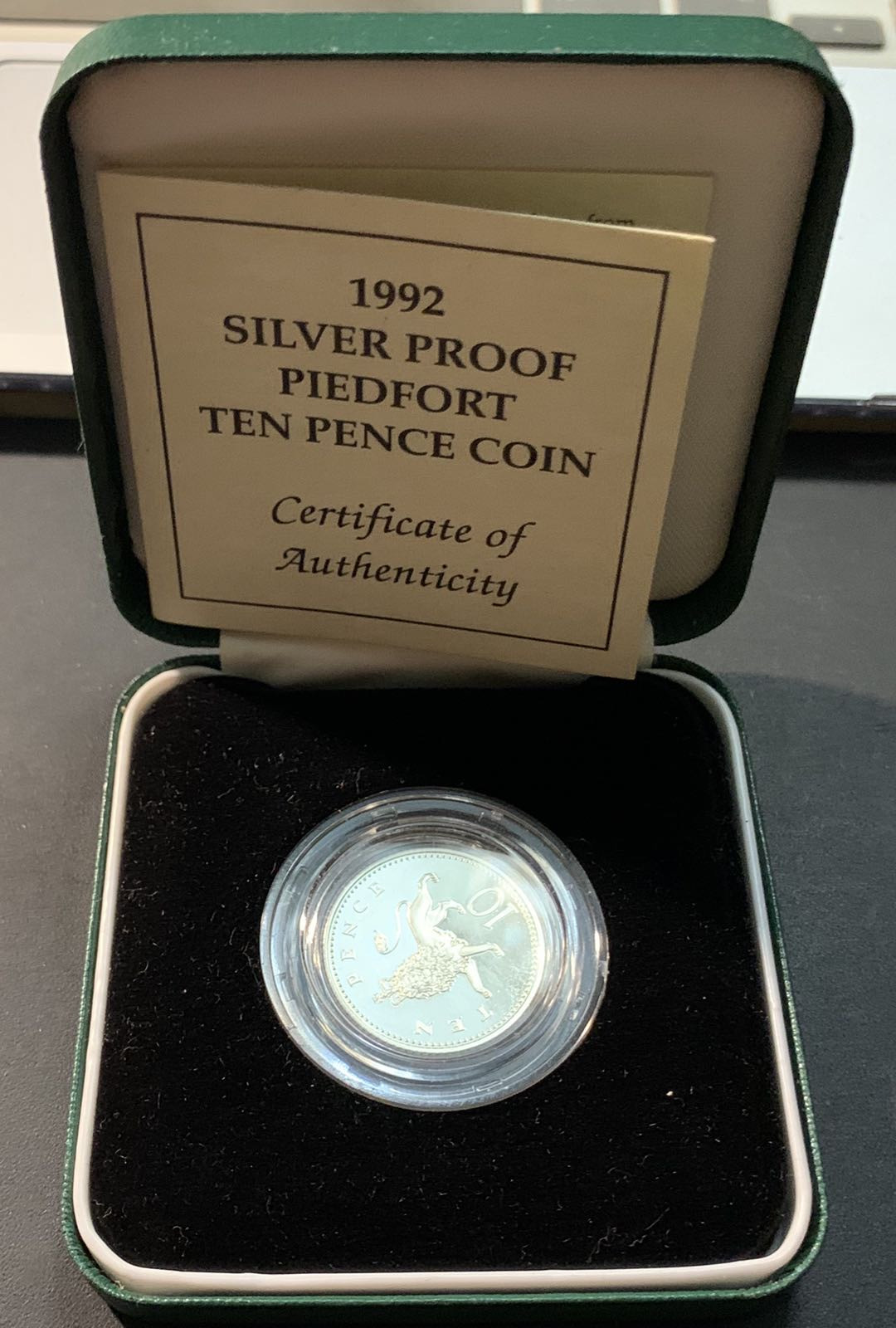 紫瑗钱币—微拍第84期  英国 1992年 10便士 加厚银币 13克 0.925银 精制 原盒证书